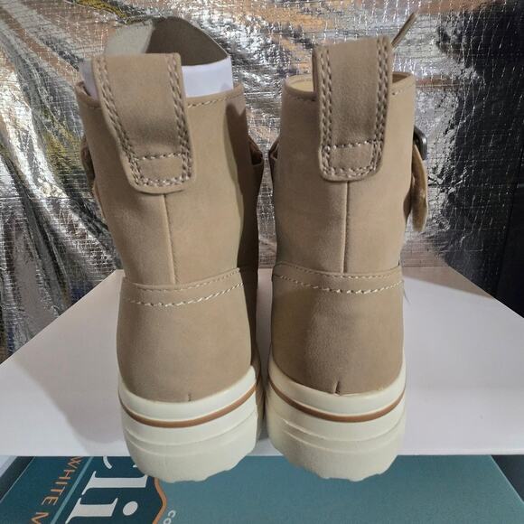 WT Cliffs by White Mountain Gordon Bootie Boots Light Brown Shoe Size: 8 - Picture 6 of 6